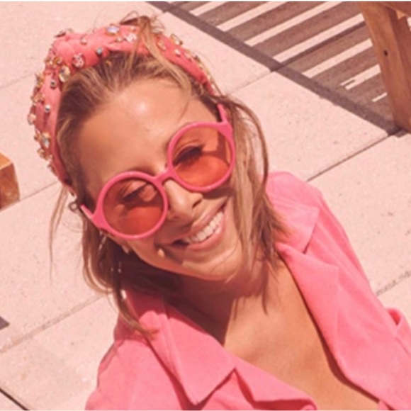 Lele Sadoughi x Barbie Hot Pink Oversized Round Sunglasses NWT - Picture 13 of 14